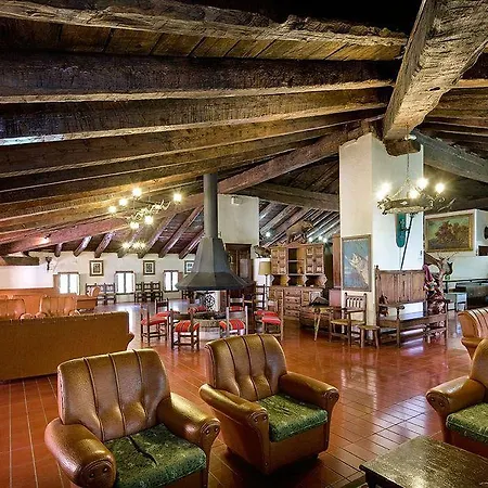 호텔 De La Trucha 빌라루엔고