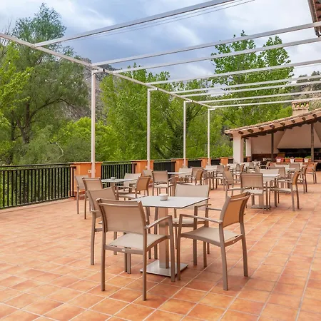 De La Trucha Hotel