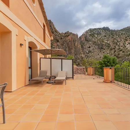 Hotel De La Trucha 4*