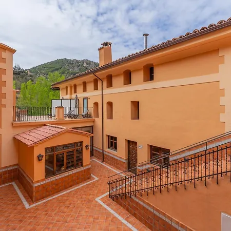De La Trucha Hotel
