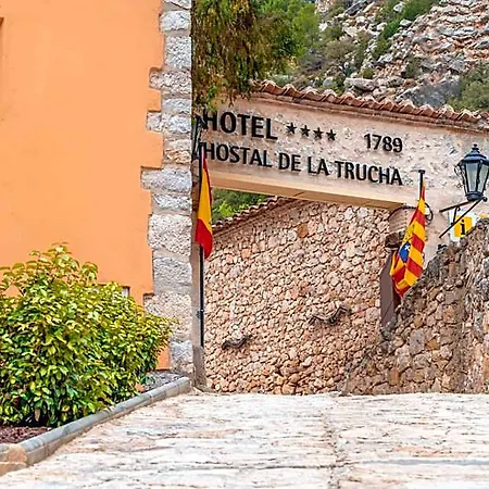 De La Trucha 4*