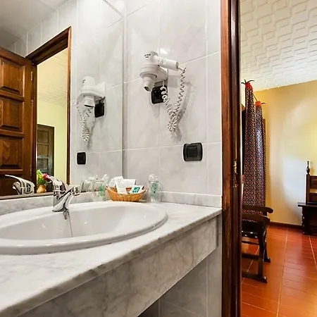 Hotel De La Trucha 4*