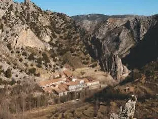 De La Trucha Hotel
